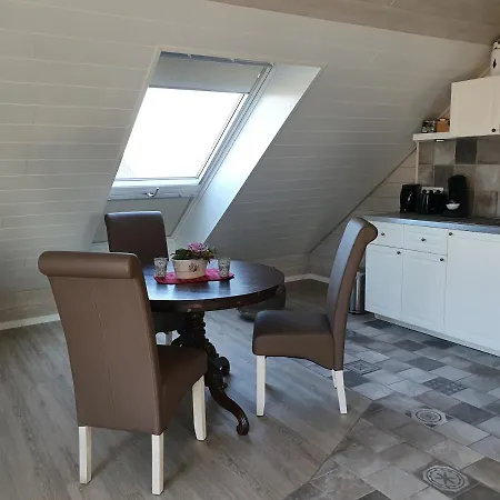 Apartmenthaus In Walle 4*